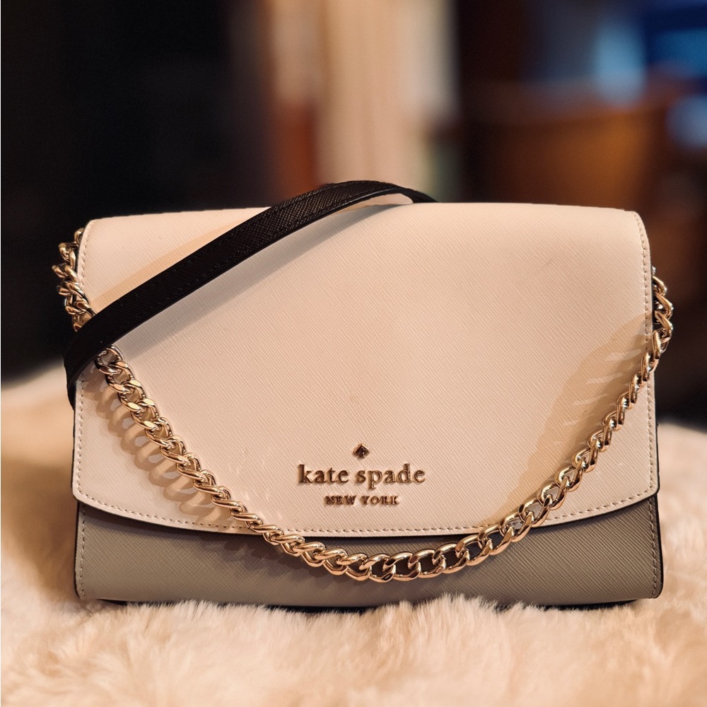 Kate Spade New York Shoulder Bag – White & Gray Chain Accent Gold Hardware